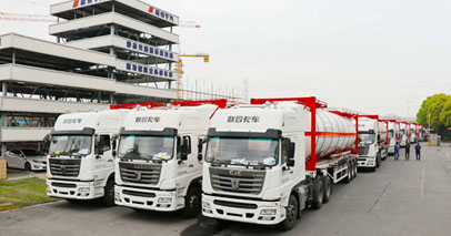 30臺(tái)罐式集裝箱掛車(chē)發(fā)送西北標(biāo)桿客戶(hù)